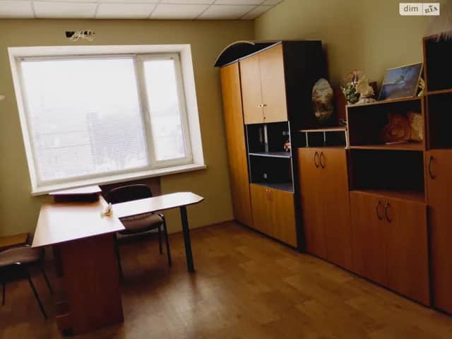 2-кімнатна квартира, Дніпровський: цегляні стіни, торг можливий - фото 2