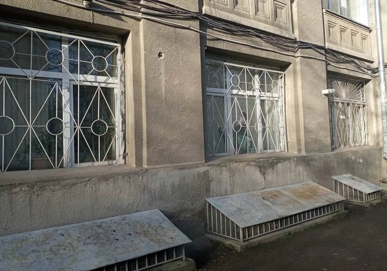 Офіс, Приморський: фасадний, open space, 2 входи - фото 2
