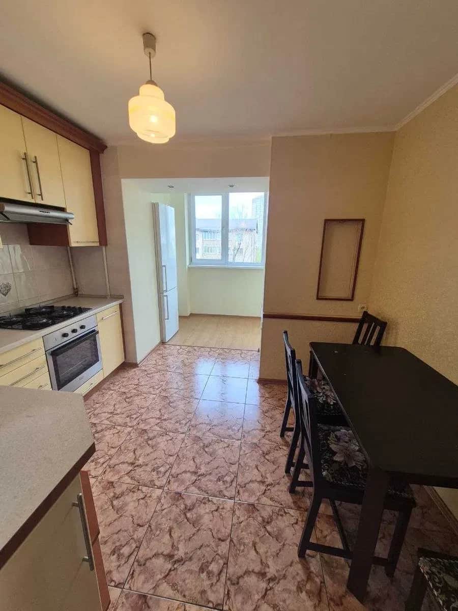 3-кімнатна квартира, Стара Дарниця: житловий стан, торг - фото 2