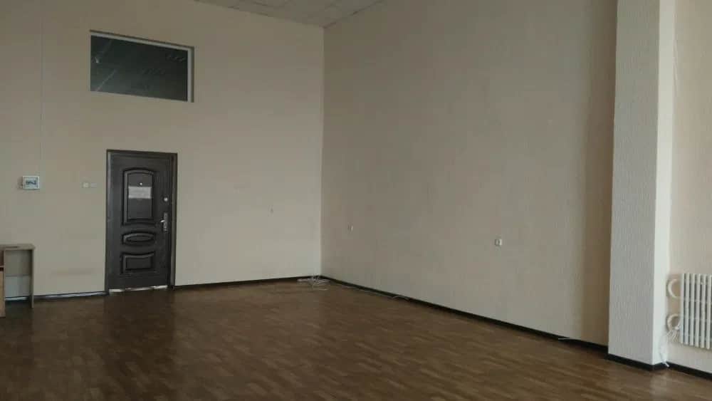 Приміщення у Слобідському: метро за 70 м, вантажні ліфти - фото 1