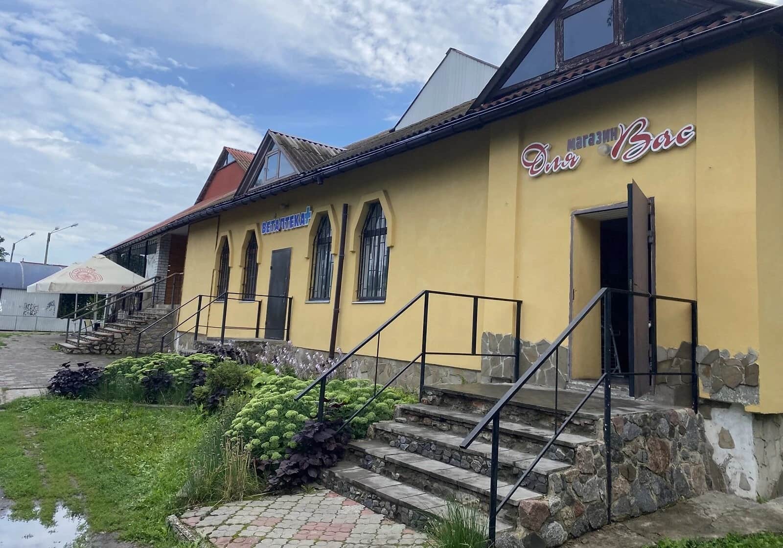 Приміщення, Гребінка: фасадне, опалення без світла, укриття - фото 1