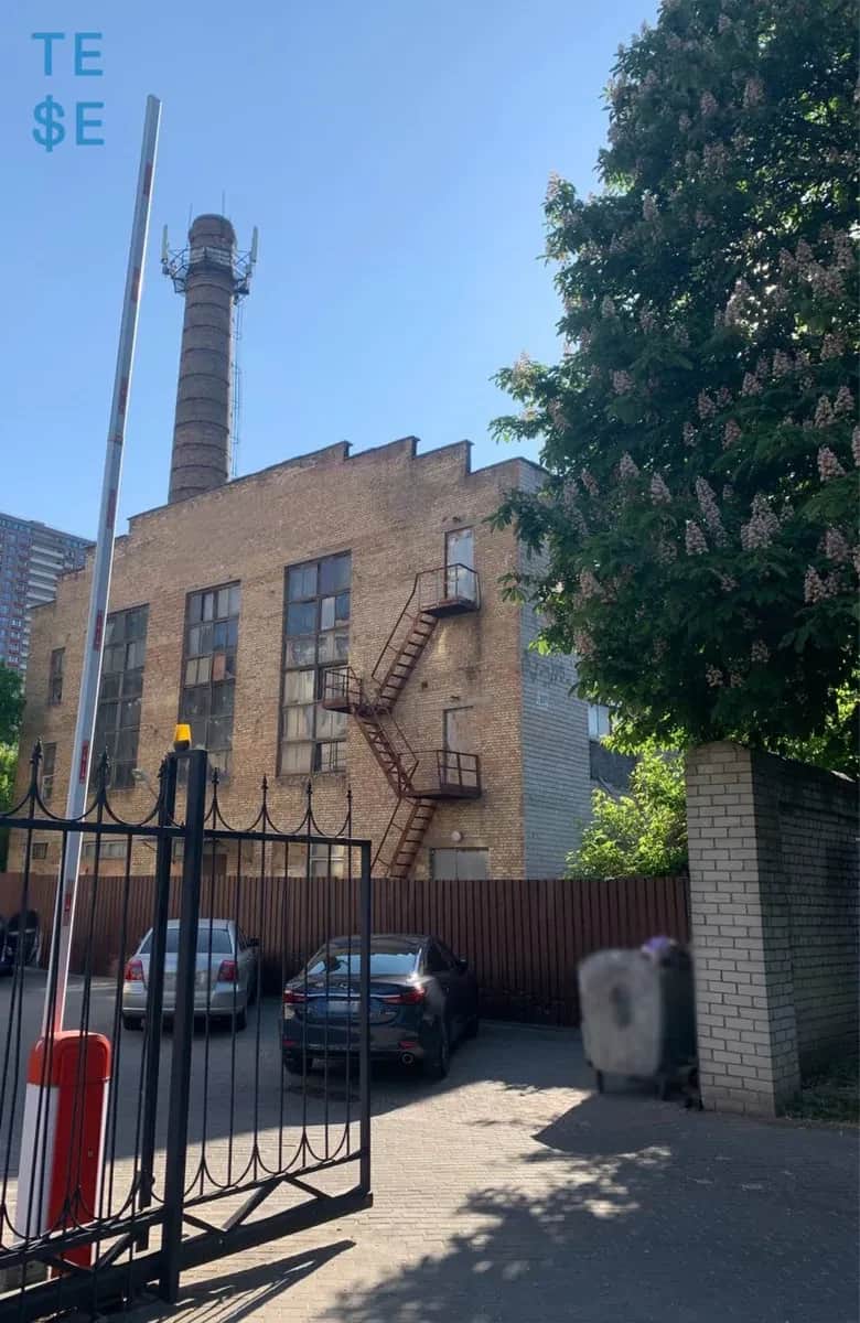 Ділянка 39.03 соток, Солом'янський: будівля 2000 м², під реконструкцію - фото 1