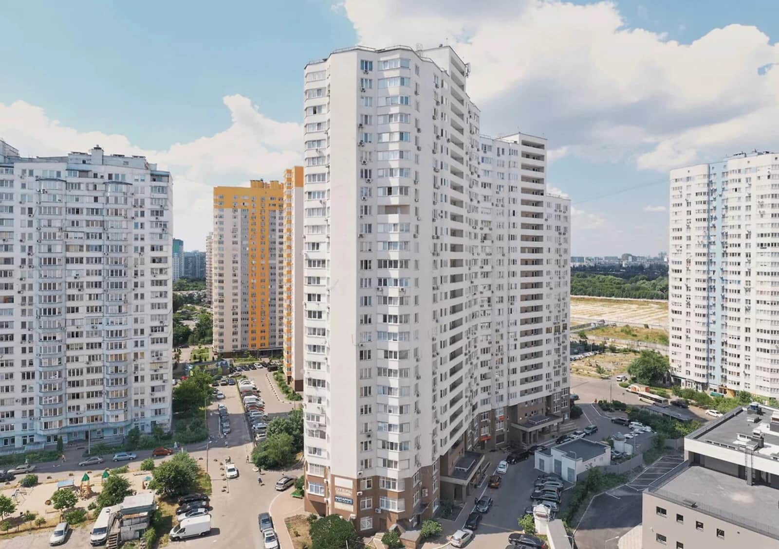 3-кімнатна квартира, Позняки: укриття, резервне живлення, 2 санвузли - фото 1