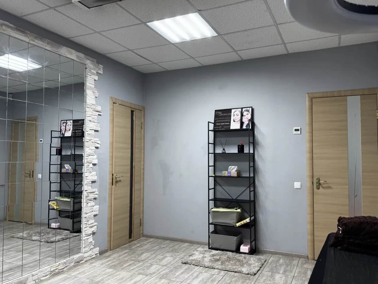 Приміщення, Полтава: біля ринку Мотель, три фази, з ремонтом - фото 1