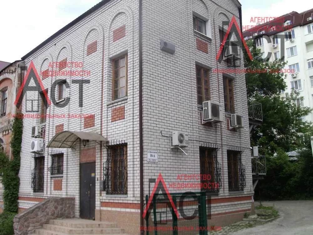 Окрема будівля, Слобідський: 7 кабінетів, 4 санвузли, тераса - фото 1
