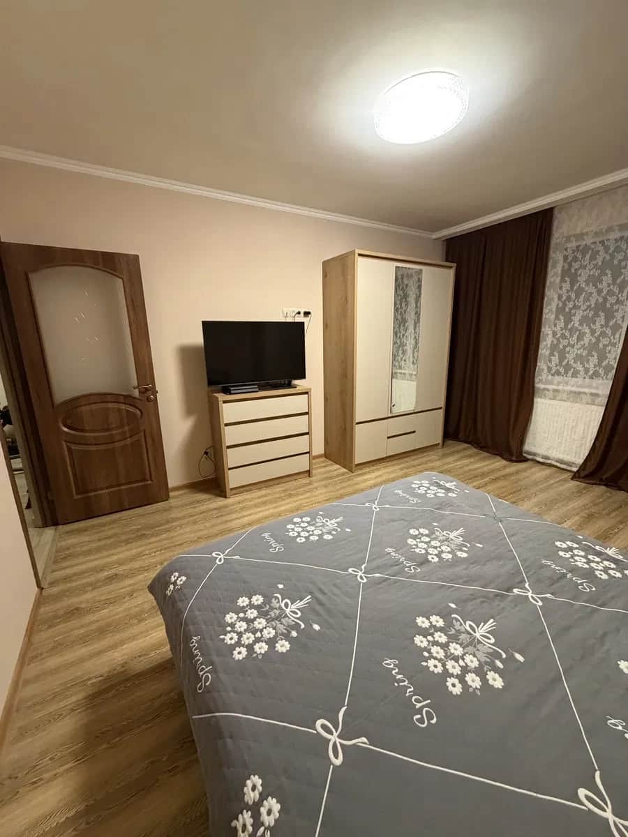 2-кімнатна квартира у ЖК Перспектива: панорамні вікна, кухня 25 м² - фото 2