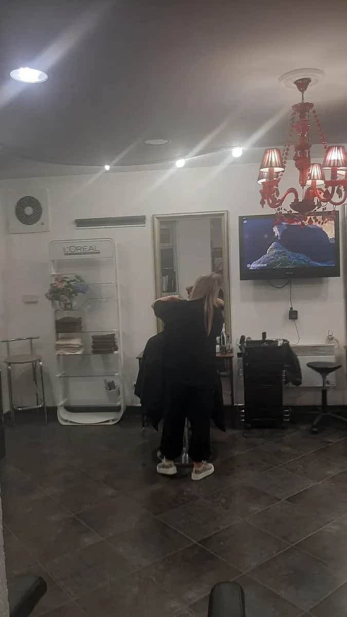 Робоче місце, Ужгород: для майстрів-перукарів, тераса, кондиціонер - фото 2