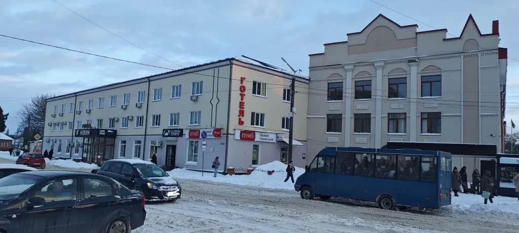 Приміщення, Ніжин: кімнати готелю, під бізнес, вид на площу - фото 2