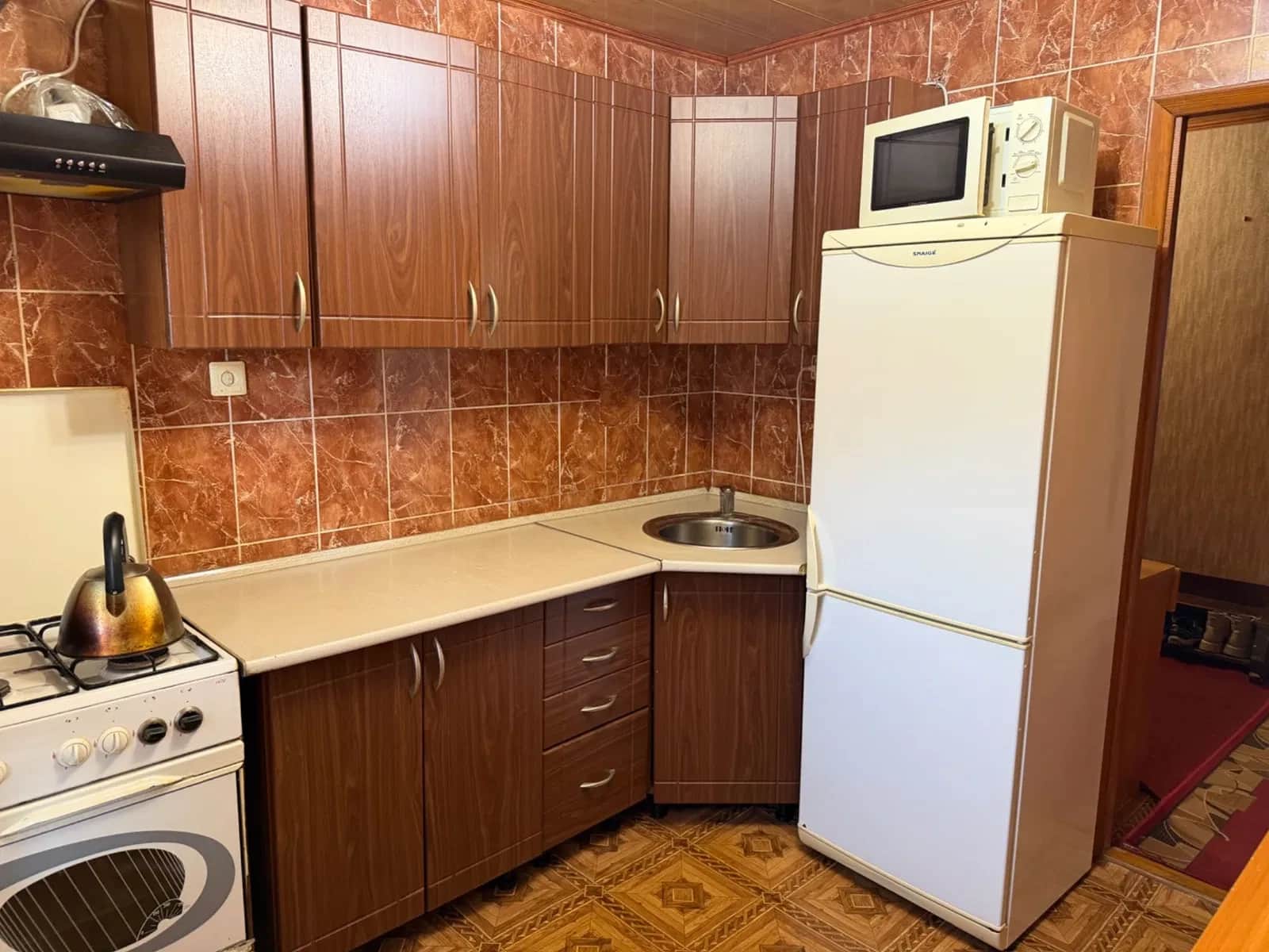 3-кімнатна квартира, Золотоноша: 2 лоджії, підвал, паркомісце - фото 1
