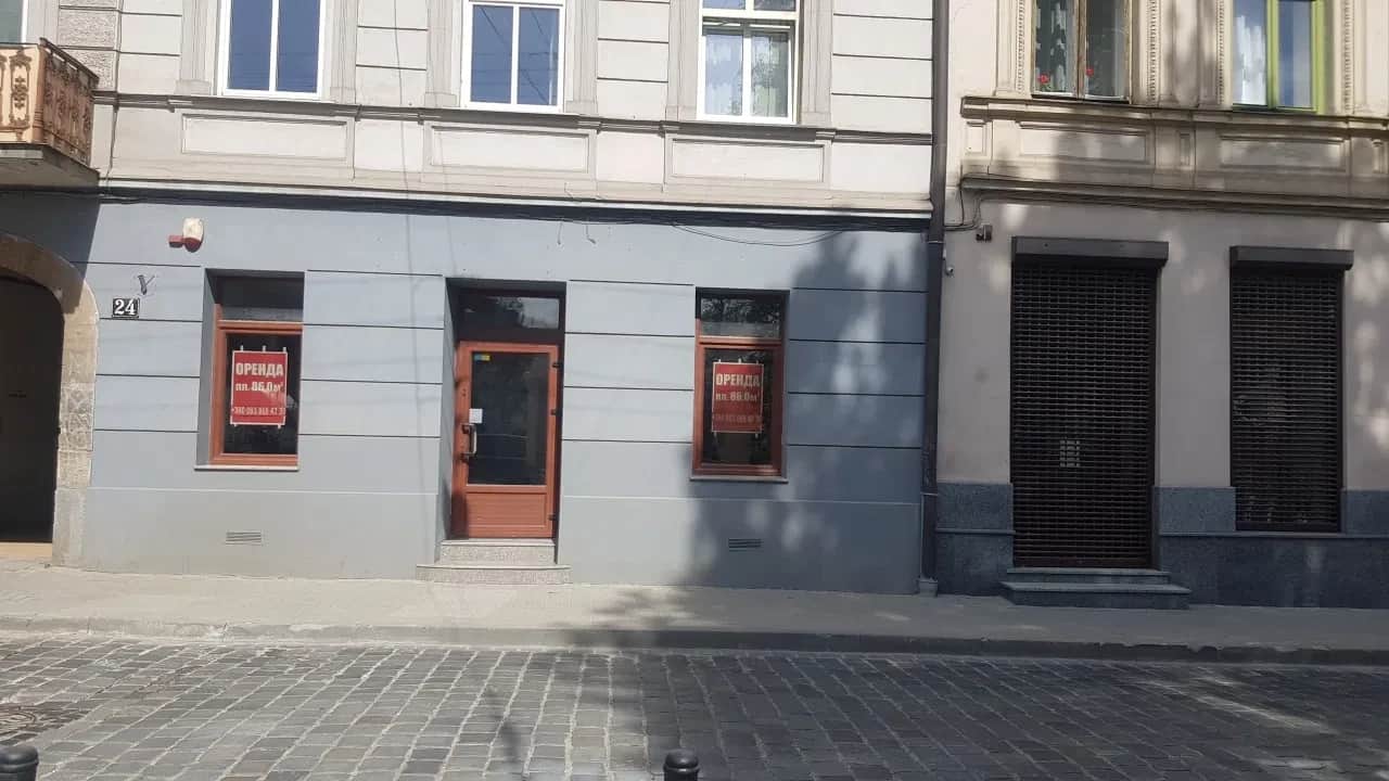 Приміщення, Галицький: фасадне, навпроти Палацу Потоцьких - фото 1