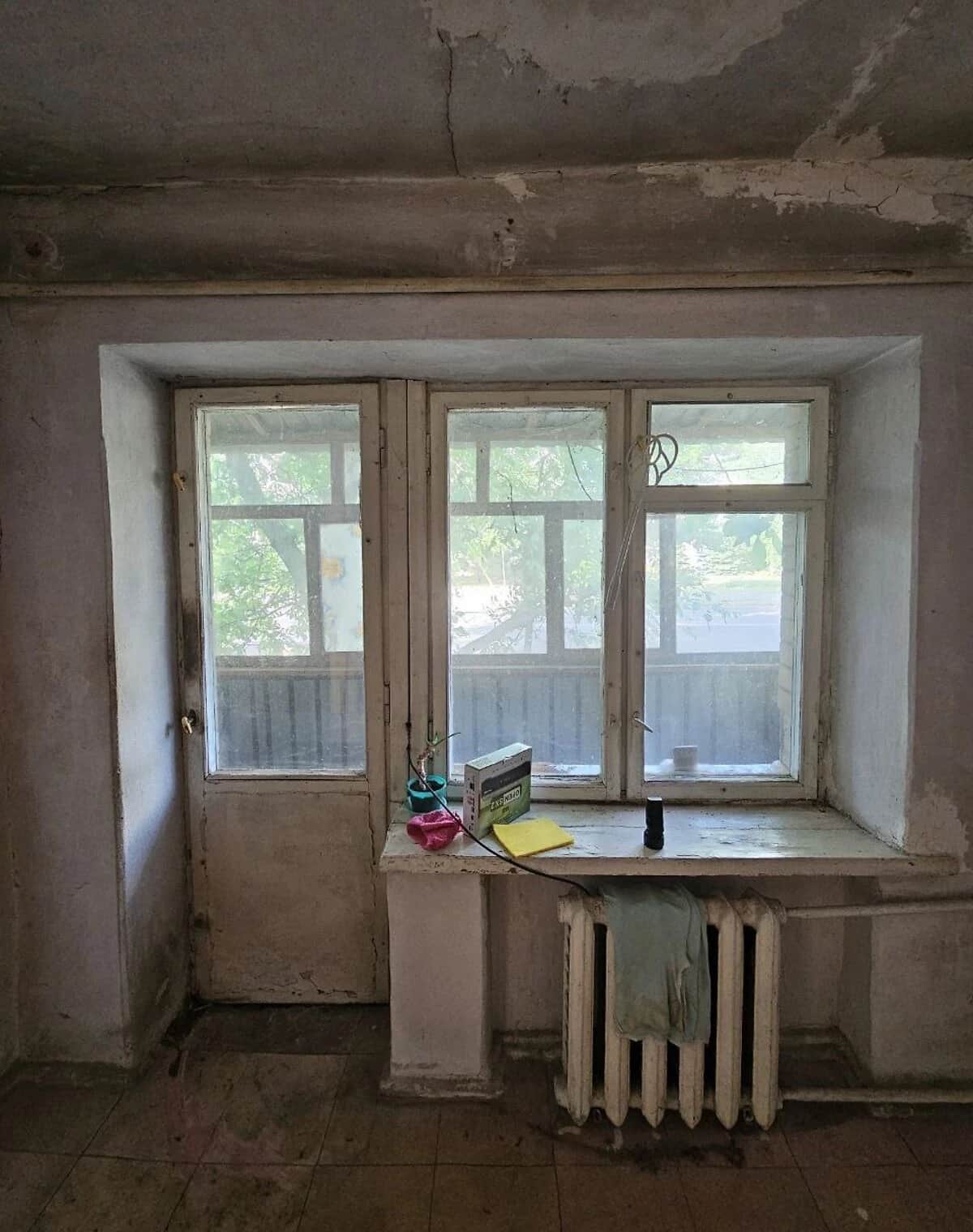 4-кімнатна квартира, Центрально-Міський: під ремонт, балкон - фото 2