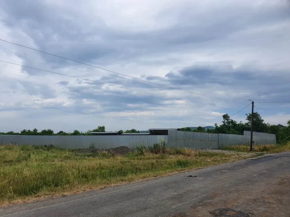Ділянка 24 соток, Тячів: комерційне призначення, обмін на авто - фото 1