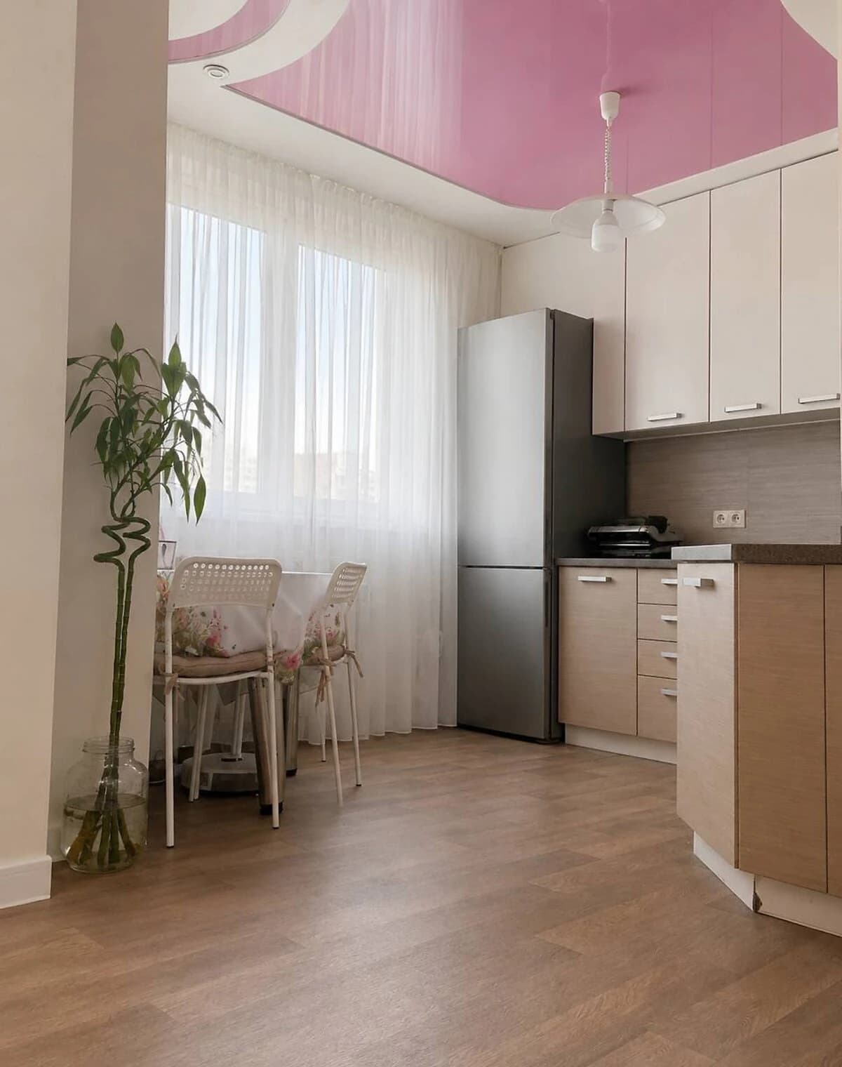 2-кімнатна квартира, Осокорки: кухня-студія, метро Позняки, торг