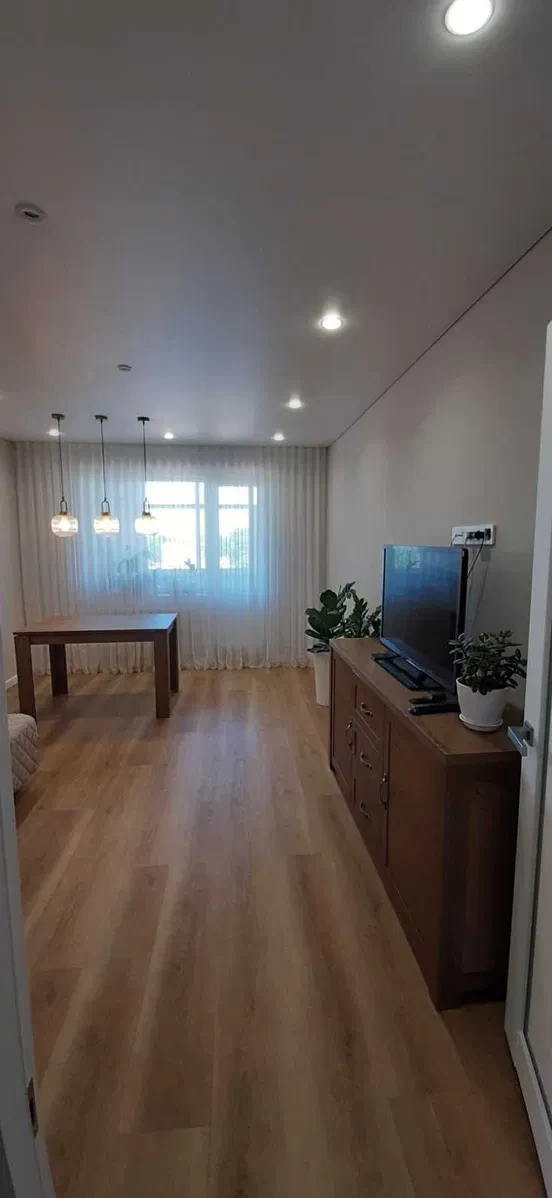 3-кімнатна квартира, Полтава: євроремонт, двостороння, озеро поруч - фото 2