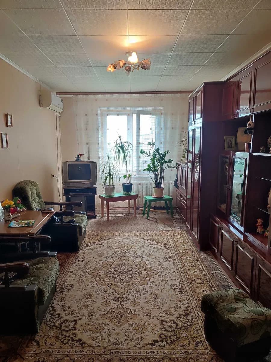 3-кімнатна квартира, Саксаганський: косметичний ремонт, торг