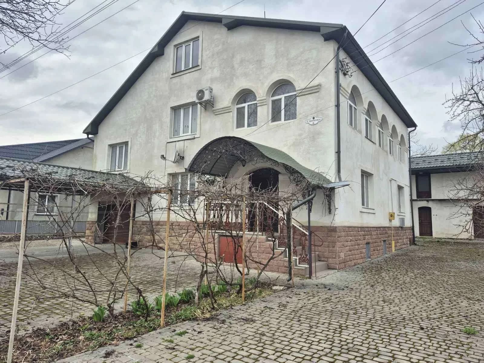 Будинок, Микулинці: два входи, два гаражі, своя вода - фото 5