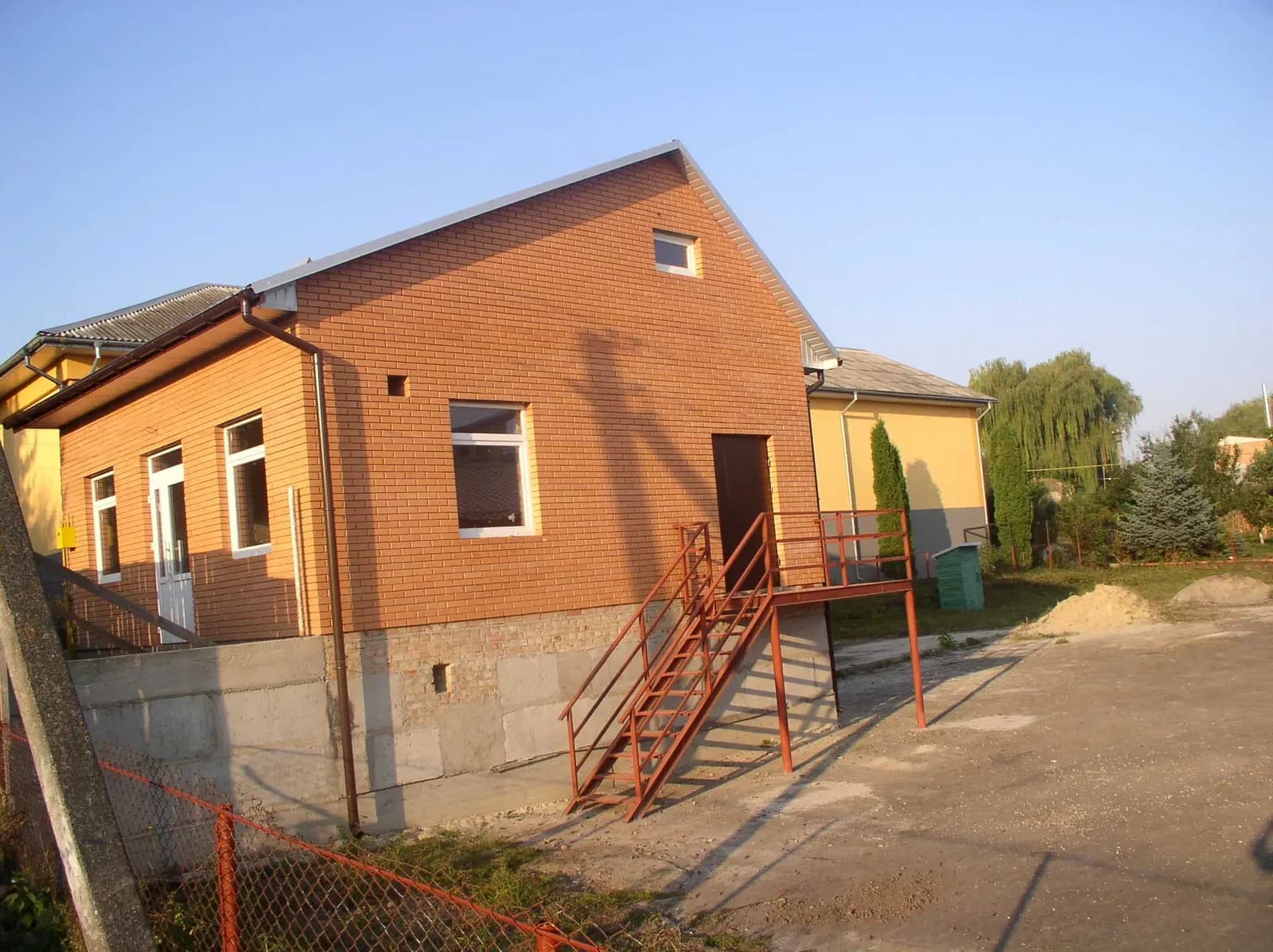 Виробничо-складська база, Обарів: рампа, об'їзд для тірів - фото 4