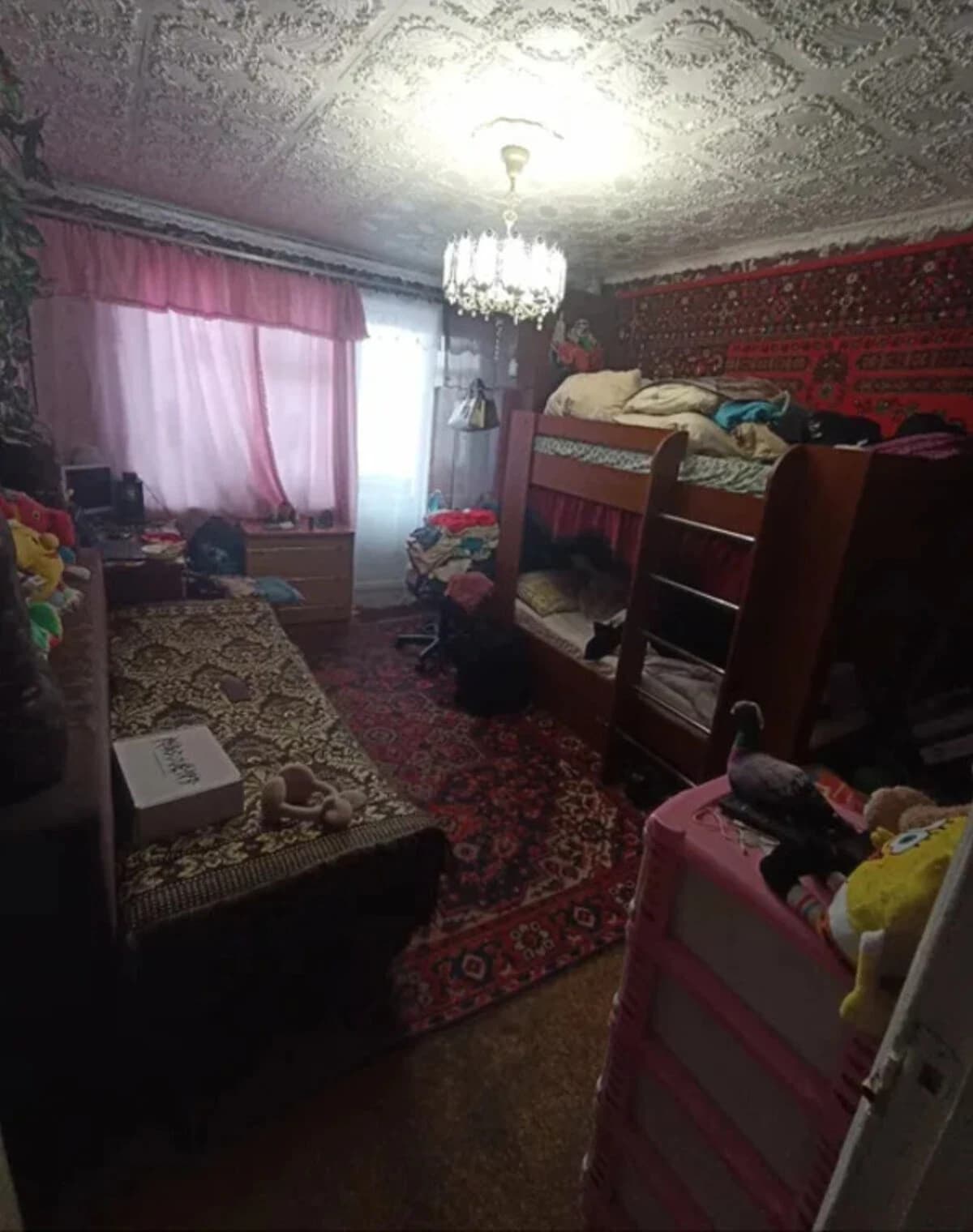 2-кімнатна квартира, Охтирка: косметичний ремонт, душова кабіна - фото 1