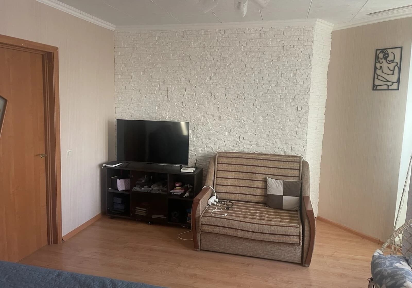 1-кімнатна квартира, Святопетрівське: опалення і вода без світла, балкон - фото 4