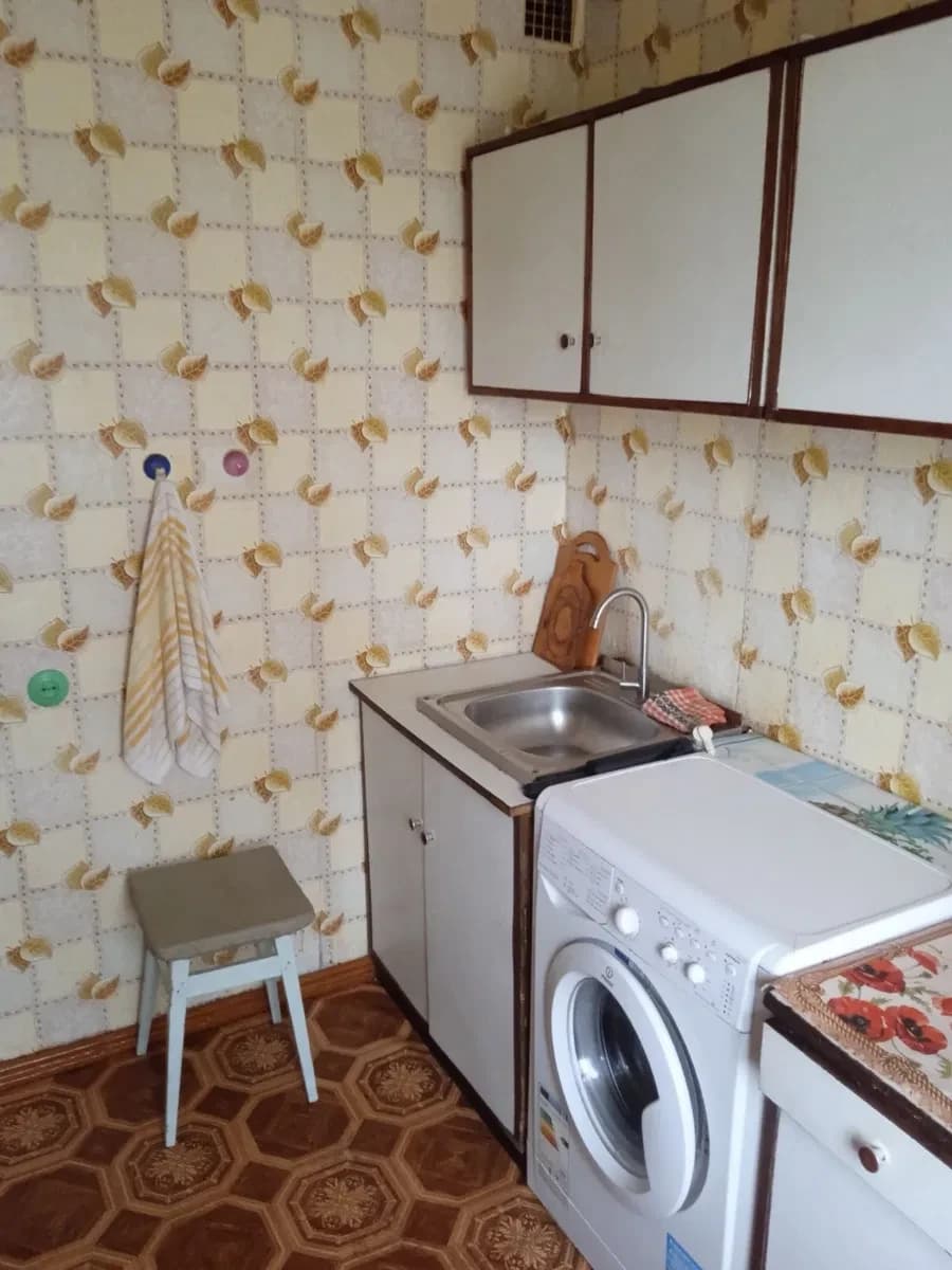 3-кімнатна квартира, Шепетівка: лоджія, 2 комори - фото 2