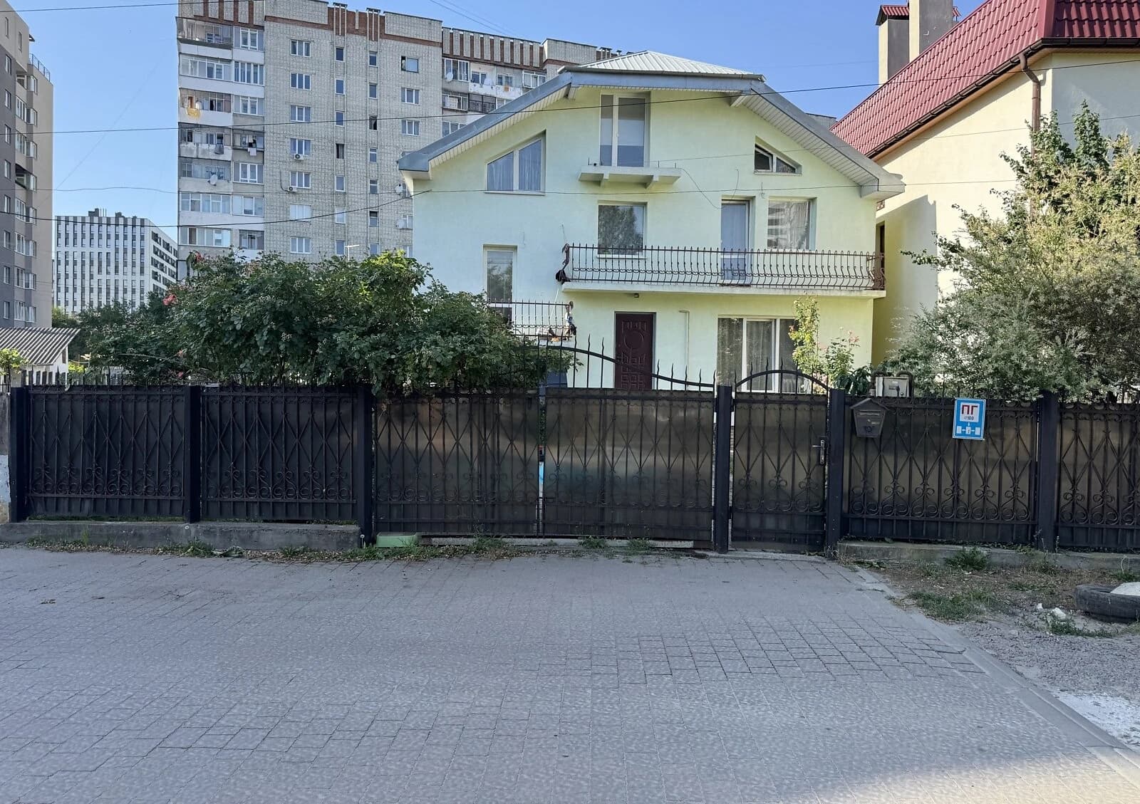 Будинок, Голоско: гараж, 3 сотки, 3 поверхи - фото 1