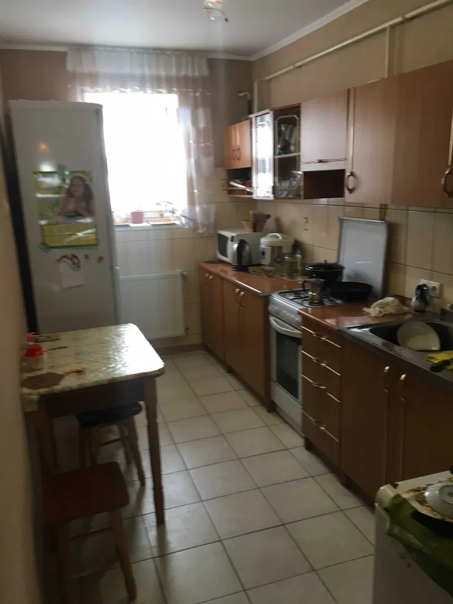 2-кімнатна квартира, Чернівці: австрійський будинок, косметичний ремонт - фото 5