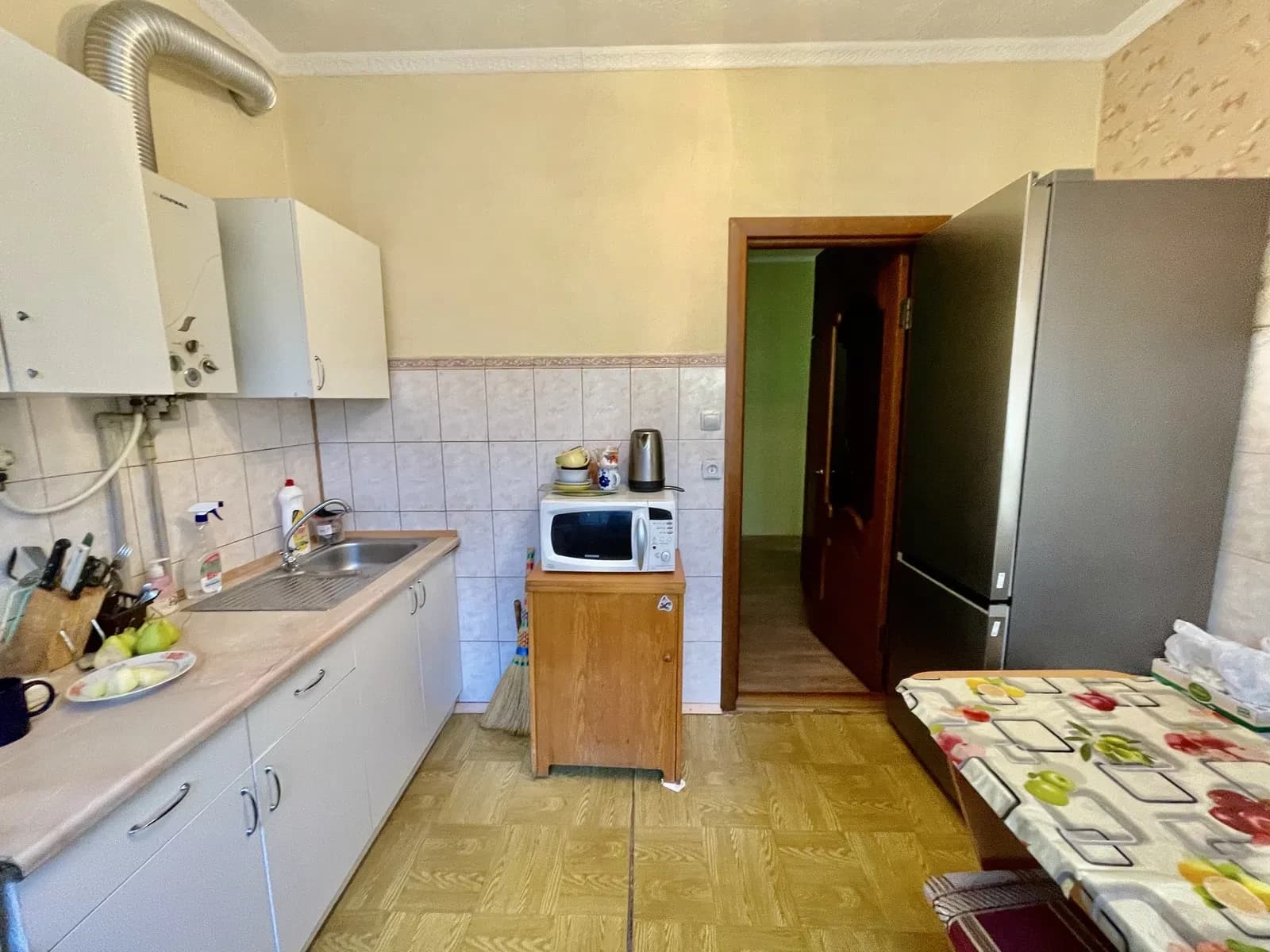 2-кімнатна квартира, Заводський: сталінка, закритий двір - фото 5