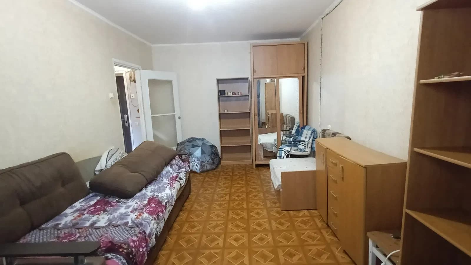 1-кімнатна квартира, Київський: хороший ремонт, ТЦ Панорама
