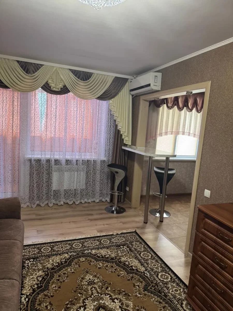 2-кімнатна квартира, Павлоград: для 5-6 осіб, можна з тваринами - фото 4