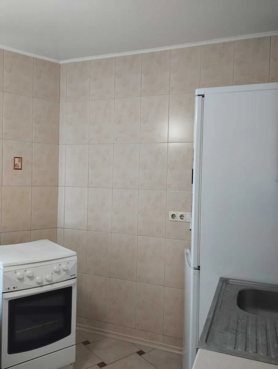 2-кімнатна квартира, Деснянський: ремонт, балкон на дві кімнати - фото 3