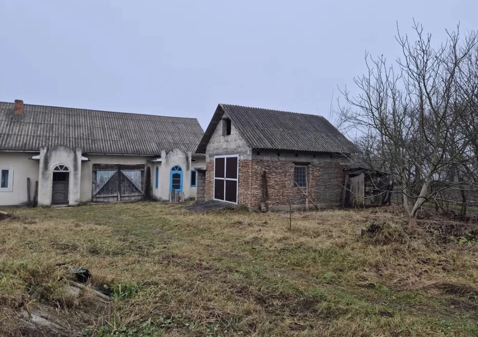 Будинок, Поляна (Хотин): 4 кімнати, торг можливий - фото 1