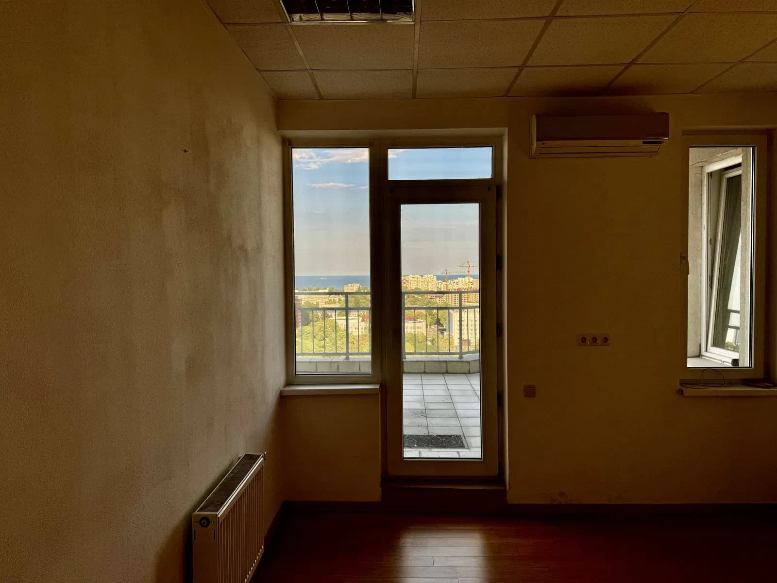 Приміщення у ЖК Чудо город: дві тераси, генератор - фото 3