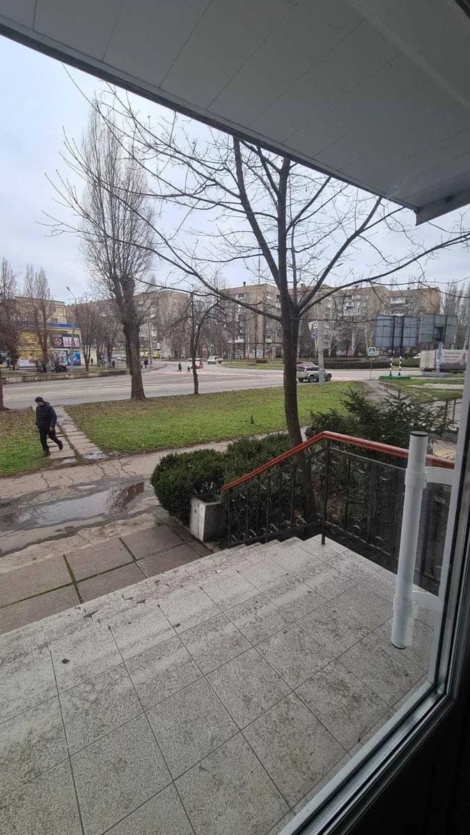 Офіс, Долгинцевський: фасадне, окремий вхід, мебльоване - фото 2
