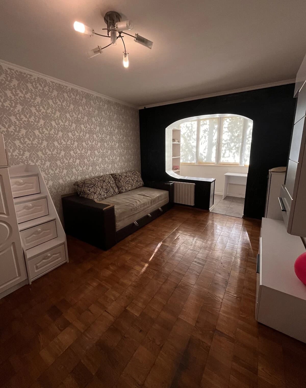 1-кімнатна квартира, Троєщина: можна з малими дітьми, 1-й поверх - фото 1
