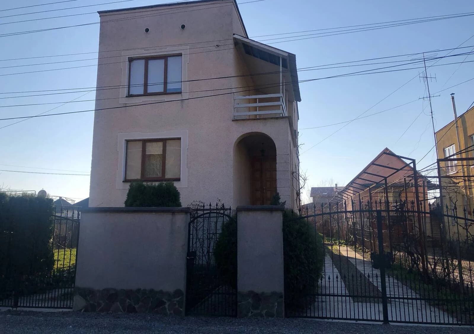 Будинок, Виноградів: гараж у цоколі, індивідуальне опалення - фото 5