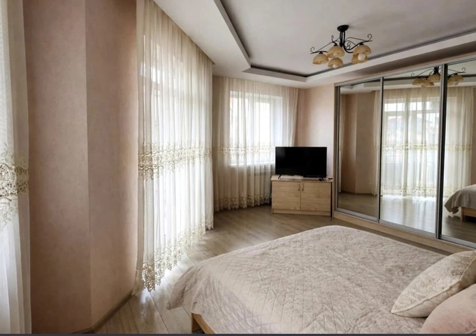 2-кімнатна квартира, Боздош: єВідновлення, євроремонт - фото 1