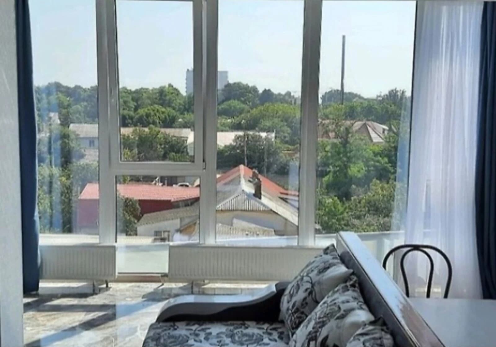 1-кімнатна квартира, Великий Фонтан: кухня-студія, укриття - фото 1