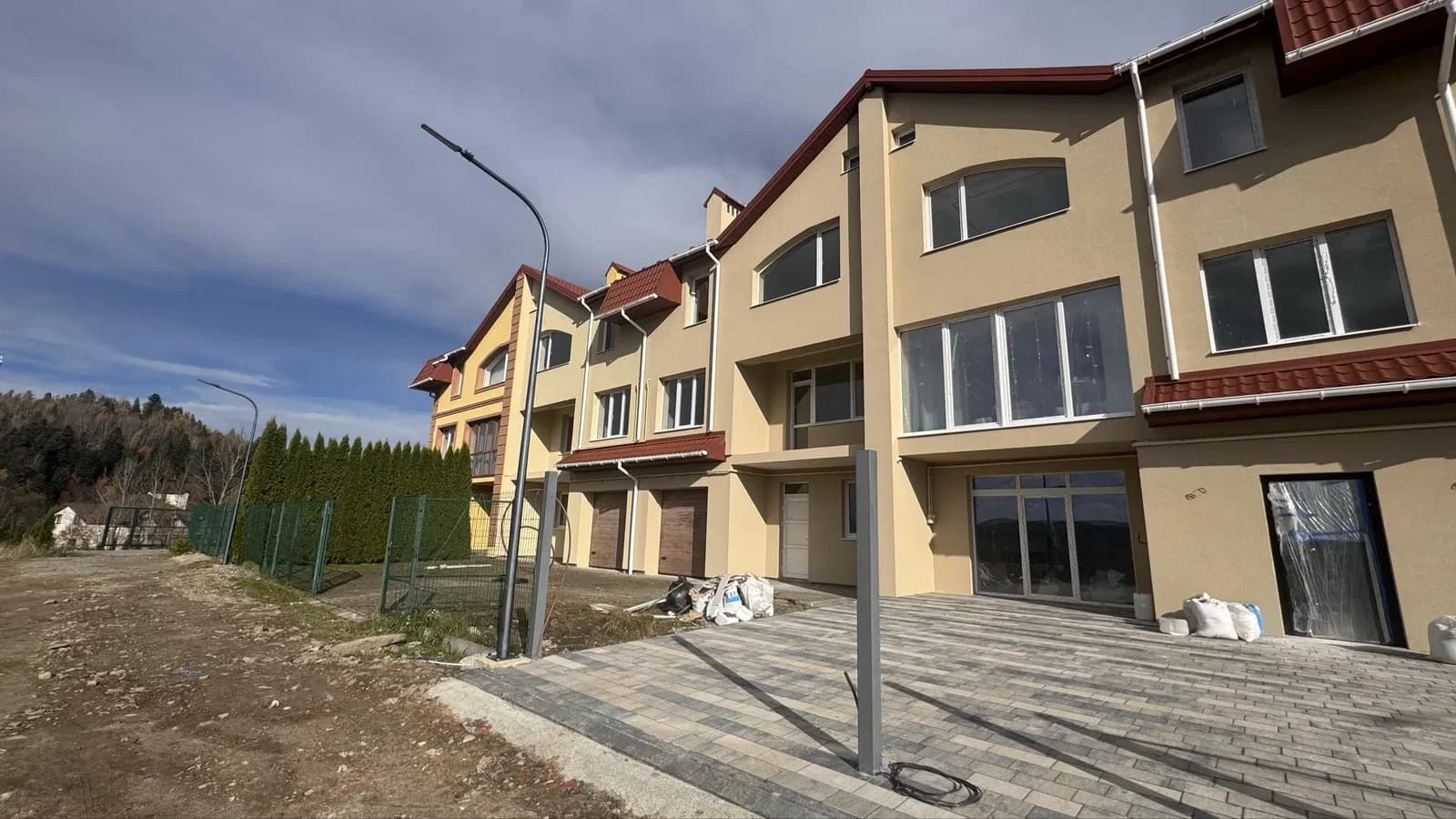 Таунхаус, Східниця: ділянка 3 сотки, газ, після будівельників - фото 2