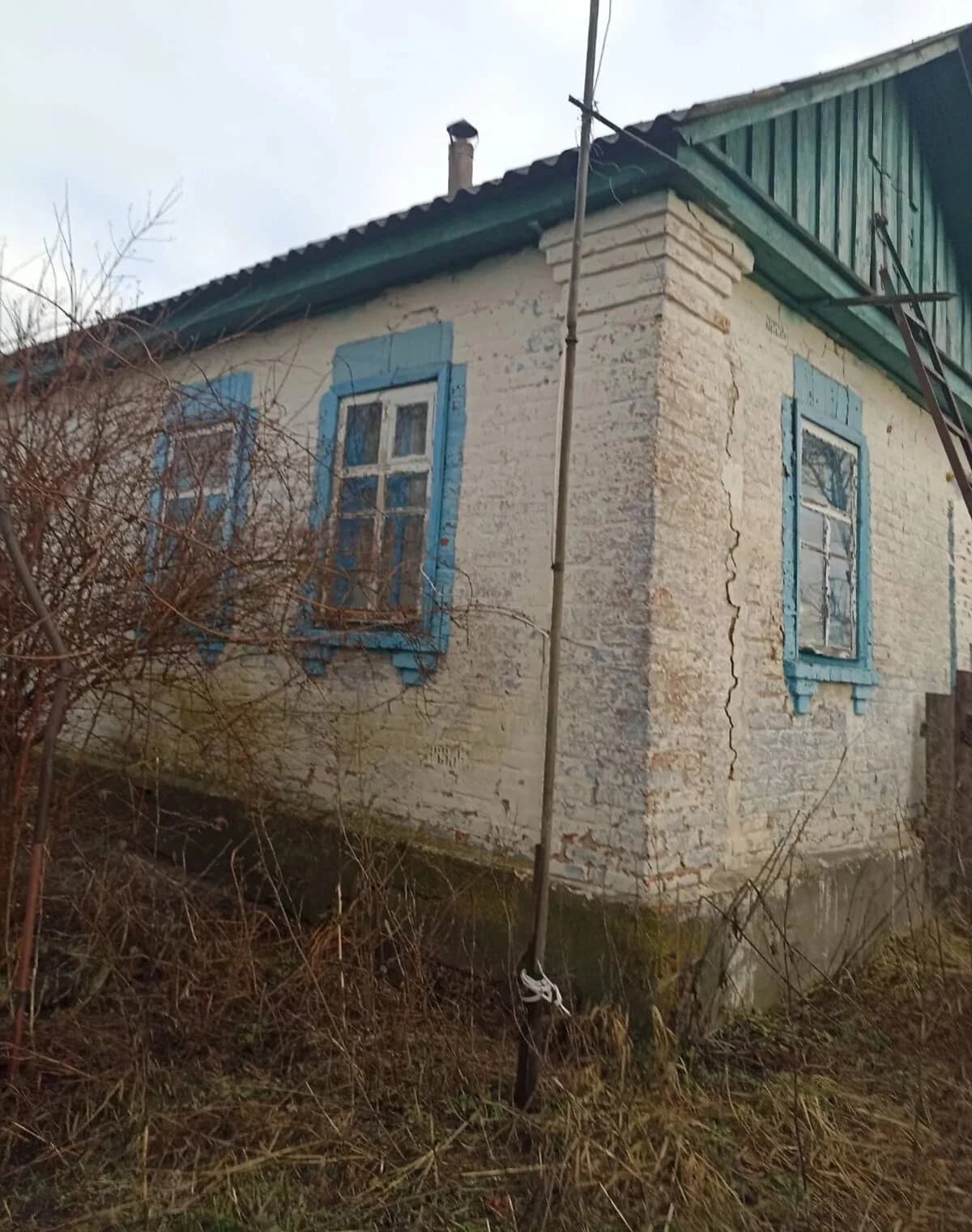 Будинок, Носівка: цегляні стіни