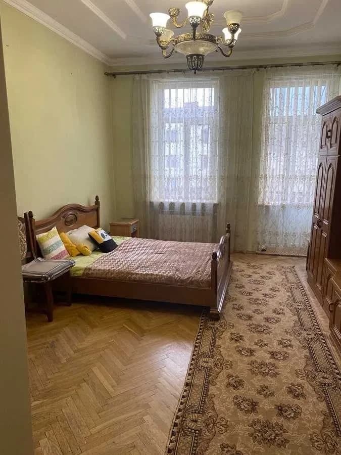 4-кімнатна квартира, Дрогобич: двохрівнева, у центрі, євроремонт - фото 2