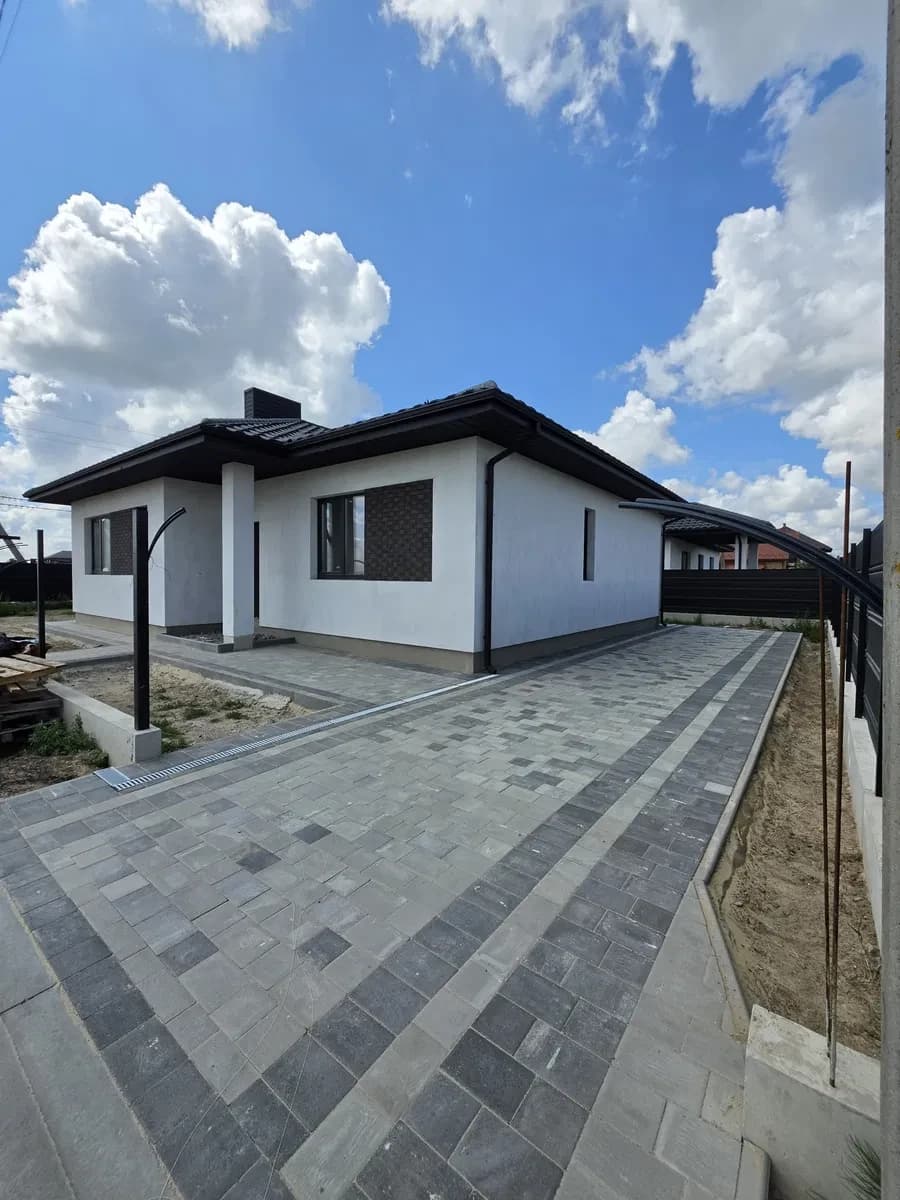 Будинок, Княгининок: 3 спальні, тераса 17 м², єОселя
