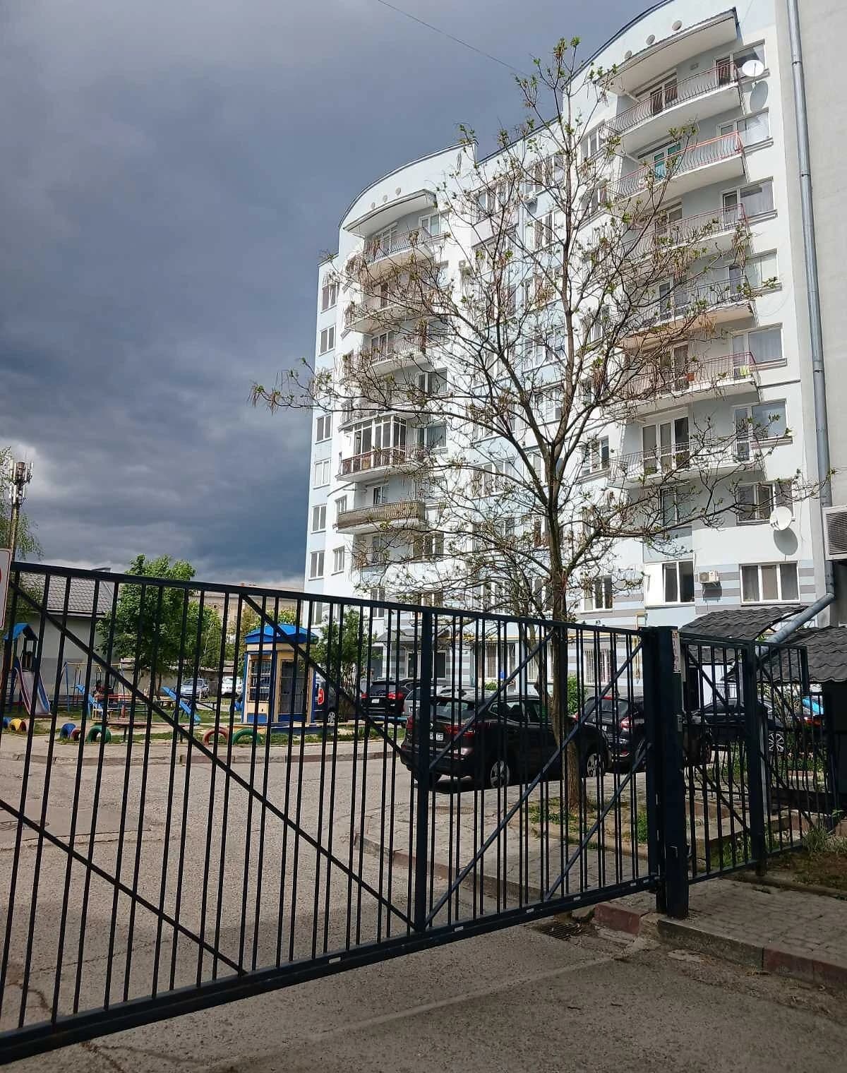 3-кімнатна квартира, Центр: єВідновлення, без ремонту - фото 2