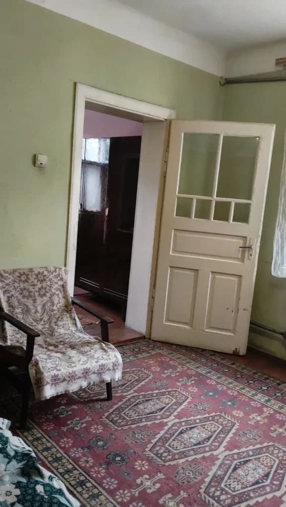 Частина будинку, Чернівці: власний двір, криниця, газ і світло - фото 2