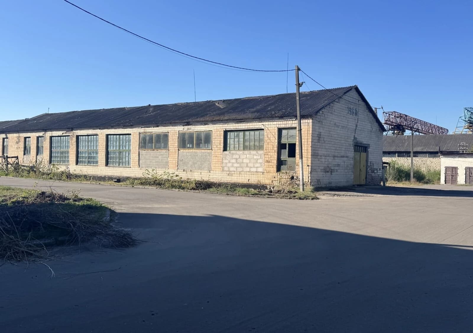 Спеціальне приміщення, Сарни: ділянка 6000 м², стеля 4,1 м - фото 1