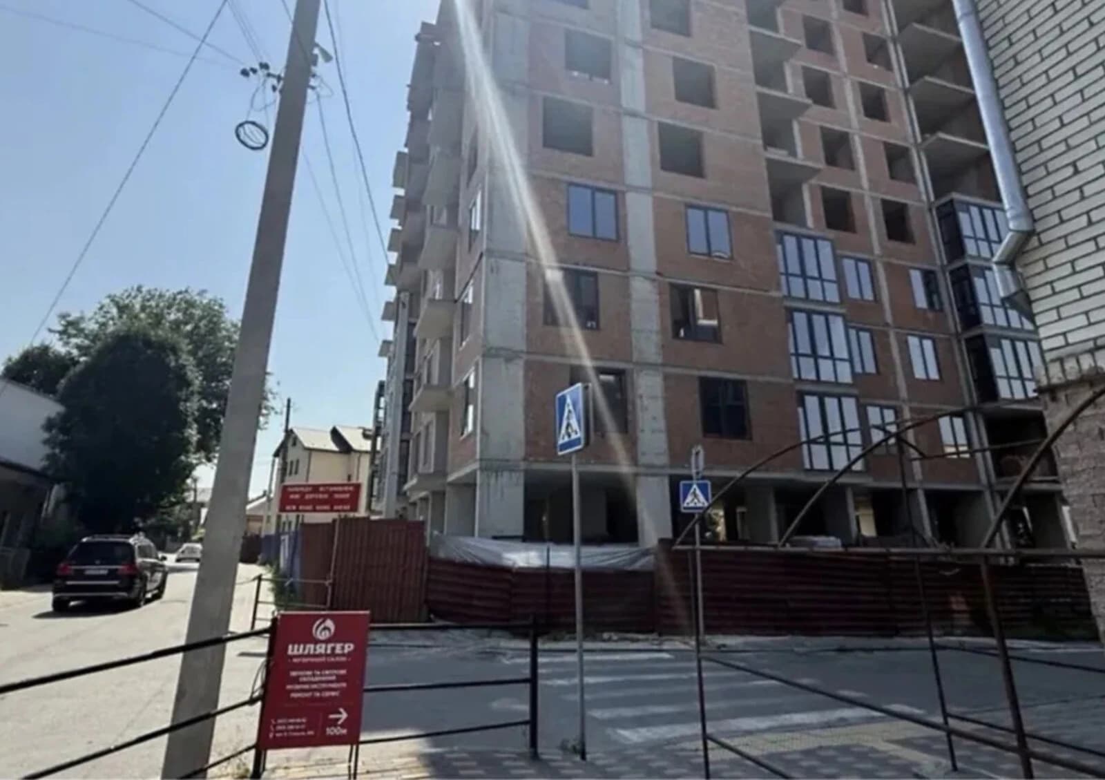 2-кімнатна квартира, вул. Стецька Ярослава: кухня-студія, панорамні вікна - фото 1