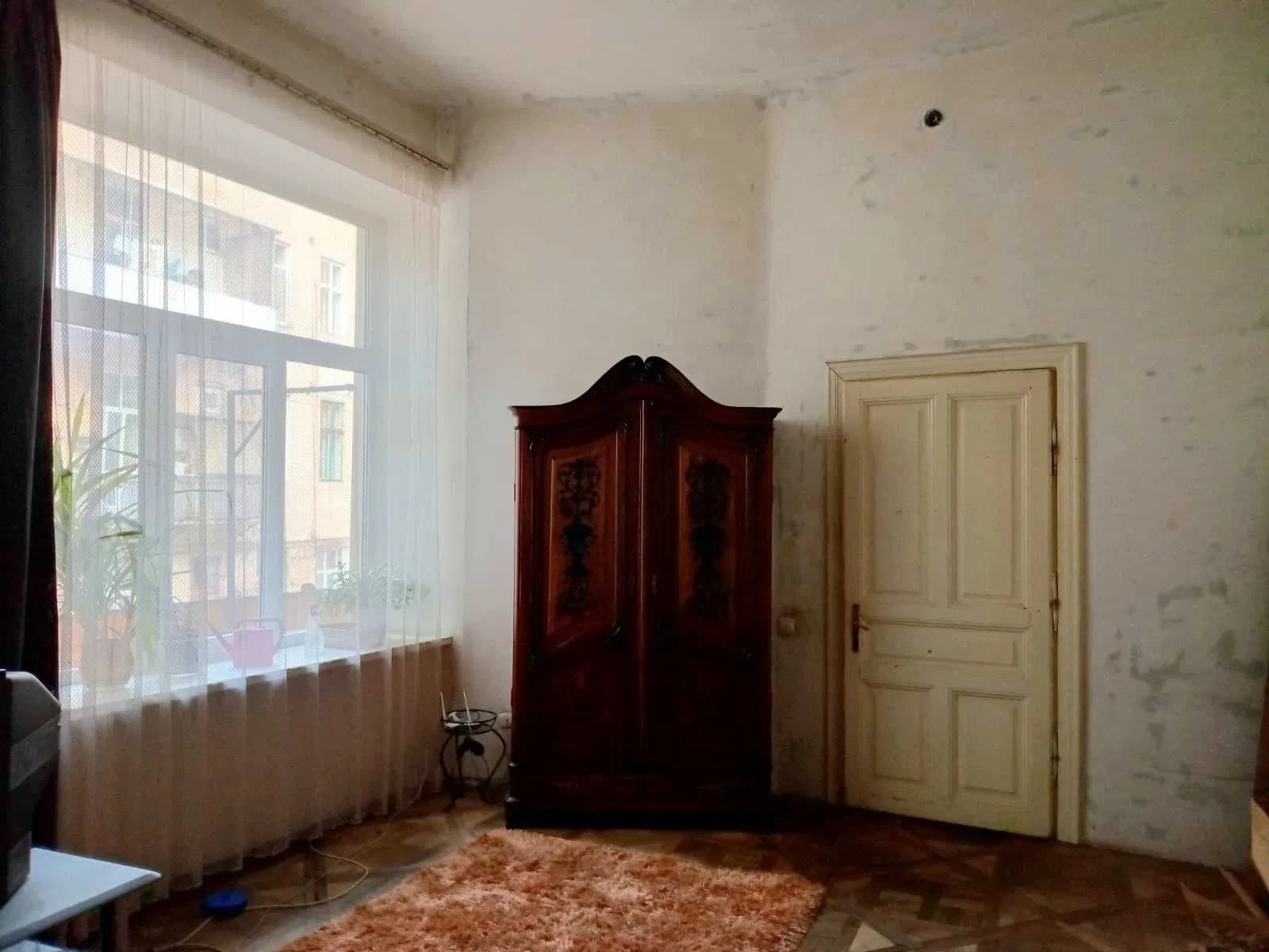 2-кімнатна квартира, Галицький: балкон під веранду, авто у дворі - фото 5