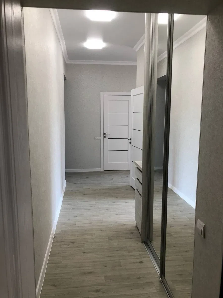 2-кімнатна квартира, Краматорськ: центр міста, авторський ремонт - фото 4