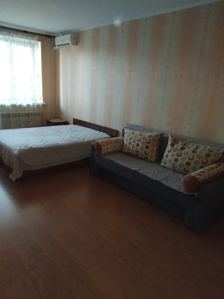 1-кімнатна квартира, Дарницький: два балкони, котик і песик - фото 3