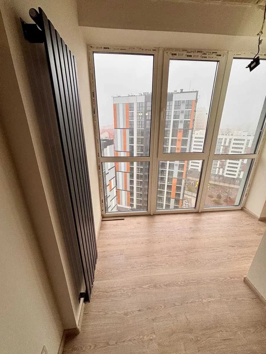 1-кімнатна квартира у ЖК Атмосфера: авторський ремонт, переуступка
