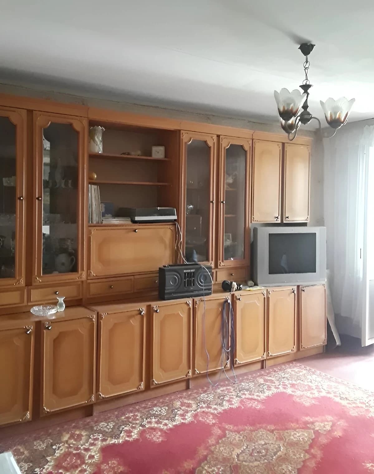 4-кімнатна квартира, Суворовський: косметичний ремонт, балкон